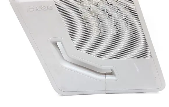 Volvo XC90 Seat belt trim 8641273