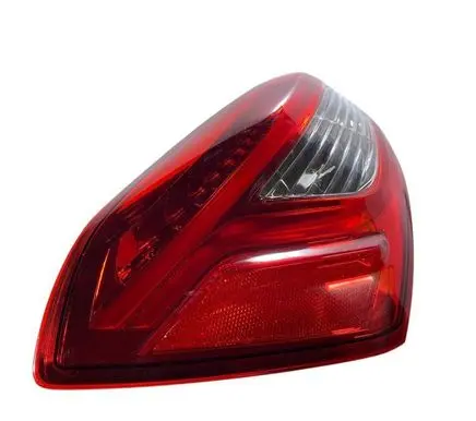 Maserati Ghibli Rear/tail lights 06700084820 06700084830