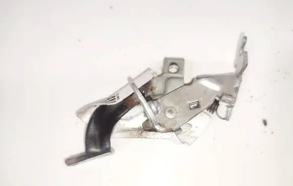 Toyota Yaris Fuel tank opening switch 