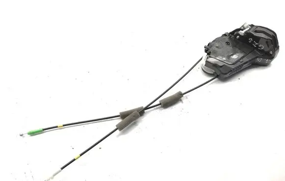 Toyota Yaris XP210 Rear door lock 