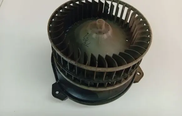 Chrysler Voyager Heater fan/blower AY1681000366