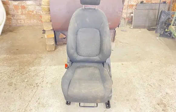 Jaguar XE Front driver seat 