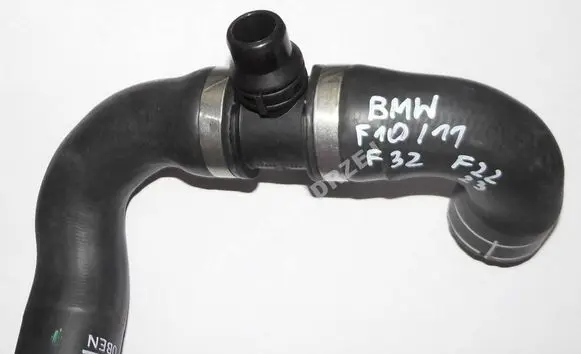 BMW 2 F22 F23 Engine coolant pipe/hose