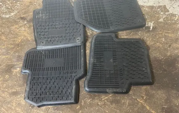 Skoda Fabia Mk3 (NJ) Car floor mat set 