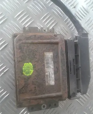 Renault Espace III Engine control unit/module S110130204A