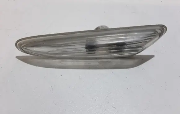 BMW X3 E83 Front fender indicator light 8382104