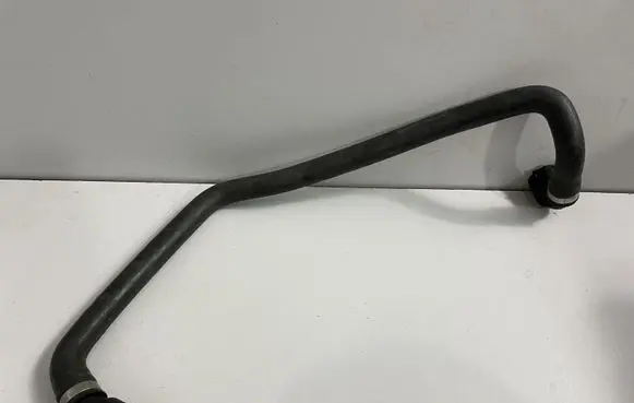 BMW X5 E70 Engine coolant pipe/hose 6945279
