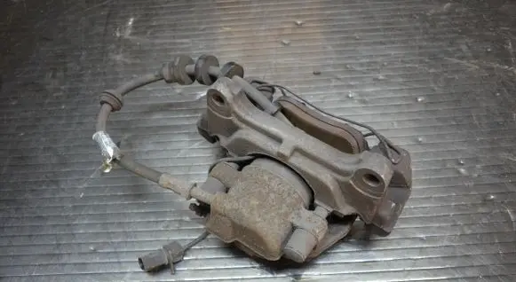 Audi A5 Sportback 8TA Front brake caliper