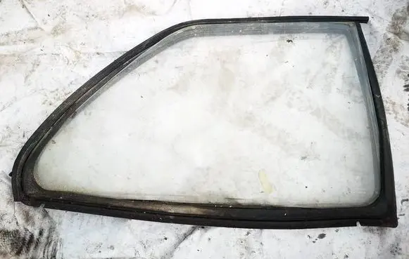 BMW 3 E30 Rear side window as2