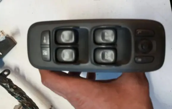 Volvo S60 Electric window control switch 31275226
