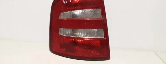 Skoda Fabia Mk1 (6Y) Rear/tail lights 6Y9945095B 6Y9945111B