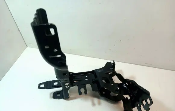 BMW 5 G30 G31 G38 Headlight/headlamp mounting bracket 7383857 11558600