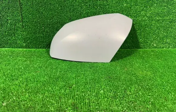 Renault Megane III Plastic wing mirror trim cover 2048017
