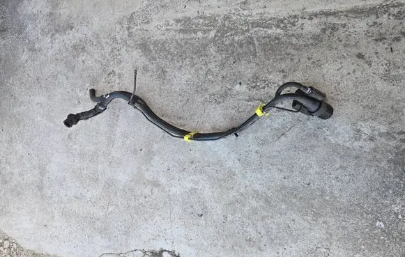 Toyota RAV 4 (XA40) Fuel tank filler neck pipe 7774548020 7727842040