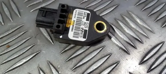 KIA Ceed Airbag deployment crash/impact sensor 959203k000 95920-3k000