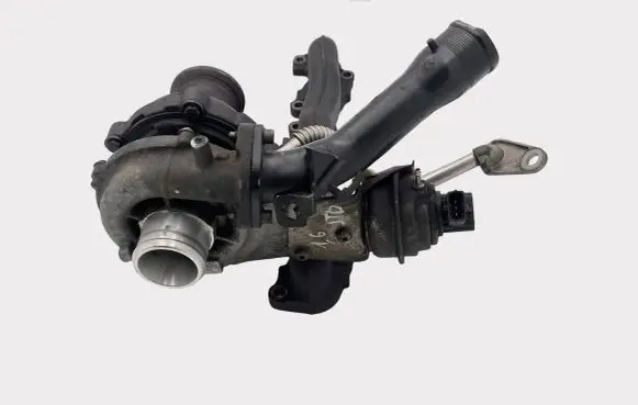 Fiat 500L Turbo 55246405 55220701 55209153