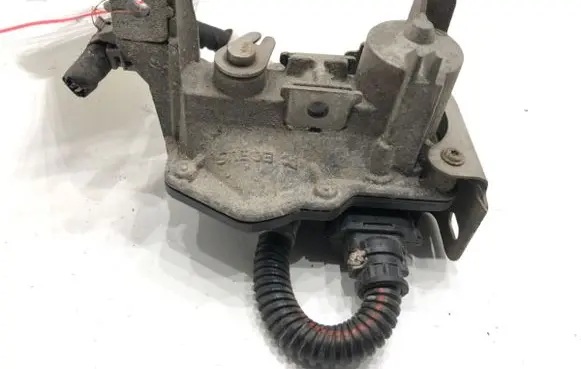 Dacia Duster II Engine shut-off valve 50885503