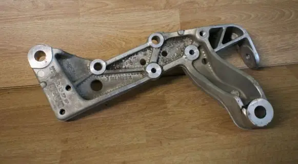 Audi A3 S3 8P Engine mounting bracket 1K0199296E