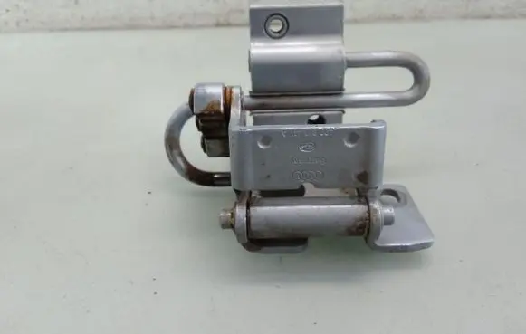 Audi A8 S8 D2 4D Rear door lower hinge