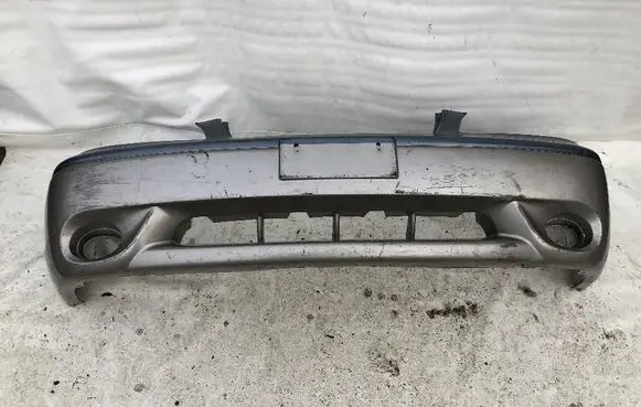 KIA Carens I Front bumper