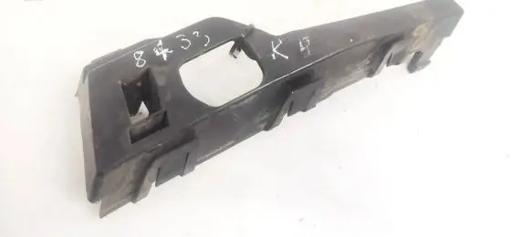Ford Focus Front bumper mounting bracket 4M5117E657AC 4M51-17E657-AC