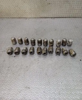 Honda Civic Nuts/bolts 