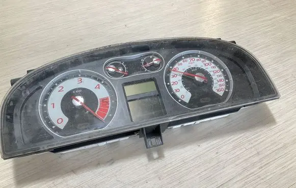 Renault Laguna III Speedometer (instrument cluster)