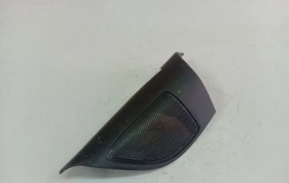 Ford Focus Side speaker trim/cover 4M5118C862