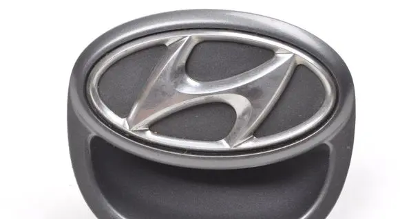 Hyundai i30 Tailgate/boot open switch button 87370-2L000