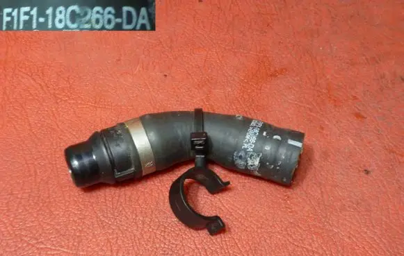 Ford Focus Engine coolant pipe/hose F1F118C266DA