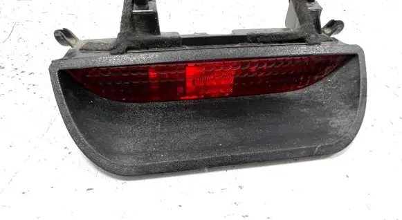 Dacia Sandero Third/center stoplight 8200734823C 8200734823 03404000C