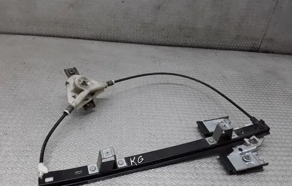 Rear door manual window regulator