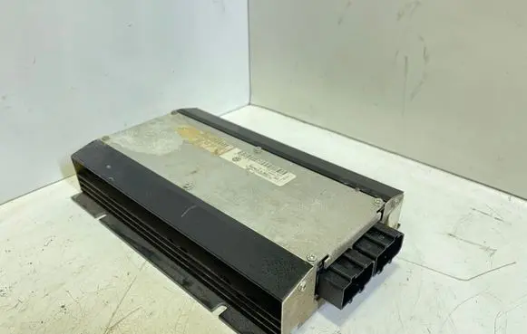 Volkswagen Phaeton Sound amplifier 3D0035466A