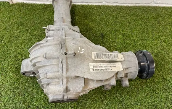 Mercedes-Benz ML W166 Front differential A1663300200 1010000175613 4460060451
