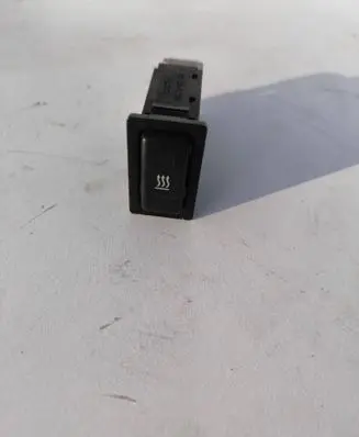 Toyota Avensis T250 Windscreen/window heater switch 153261