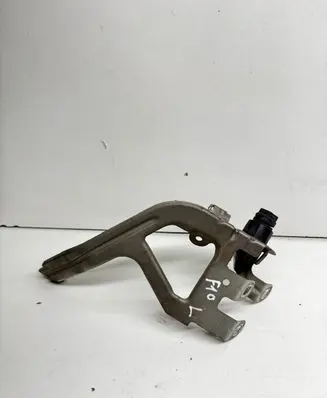 BMW 5 F10 F11 Fender mounting bracket 7207209 41357207209 718375204