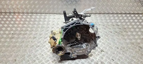 Skoda Fabia Mk1 (6Y) Manual 5 speed gearbox S18031227 FDN