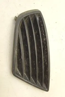 Ford Mondeo Mk III Front bumper lower grill 3S7117A989AD