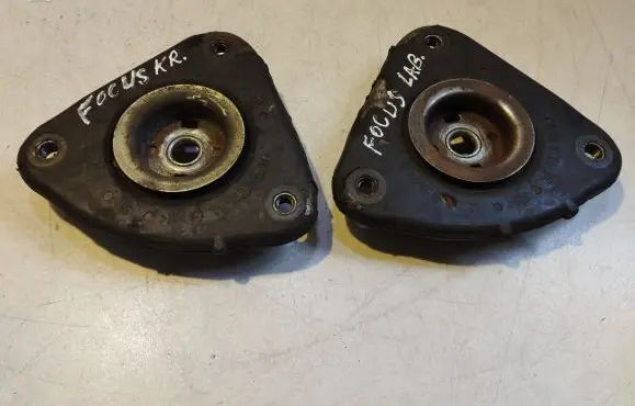 Ford Focus Coil spring mount 3M513K155DC