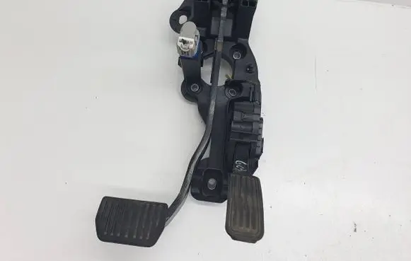 Ford Mondeo MK V Accelerator throttle pedal WAVE1CD391