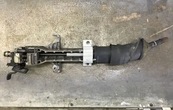 Cadillac SRX Steering wheel axle 26113726 25763618 14381REL