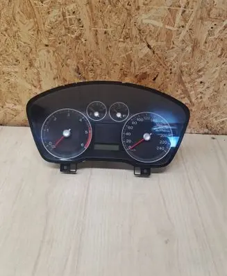Speedometer (instrument cluster)