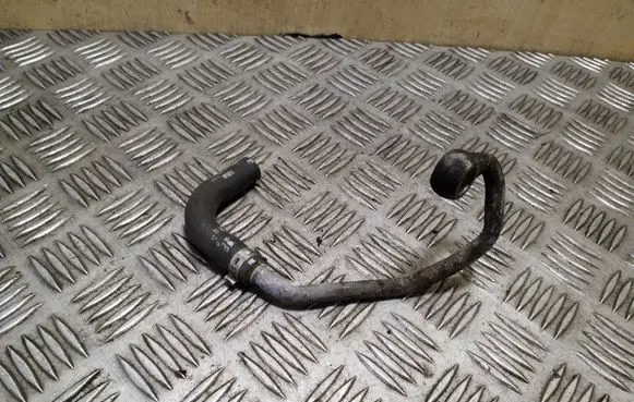 Volvo XC70 Engine coolant pipe/hose