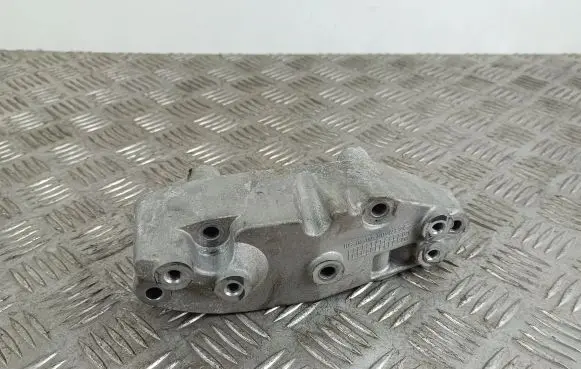 SsangYong Rexton Bracket in trunk/boot A6720110040SB1