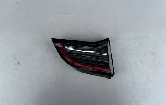 Tesla Model 3 Tailgate rear/tail lights 1502088