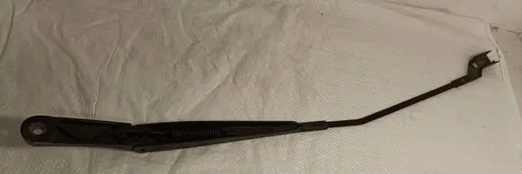 Volkswagen Golf VI Windshield/front glass wiper blade 101955410