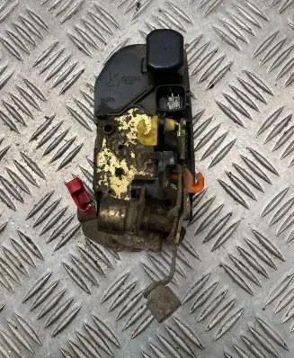 Chrysler Voyager Front door lock