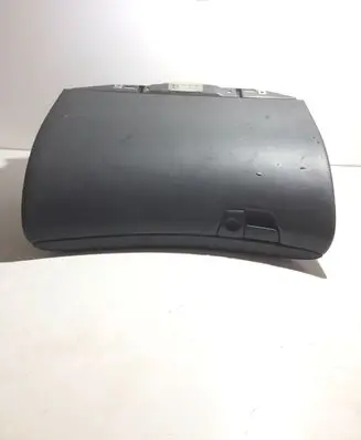 Volvo XC70 Glove box 8650374
