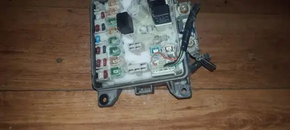 Mazda Premacy Fuse box set 0377339d23