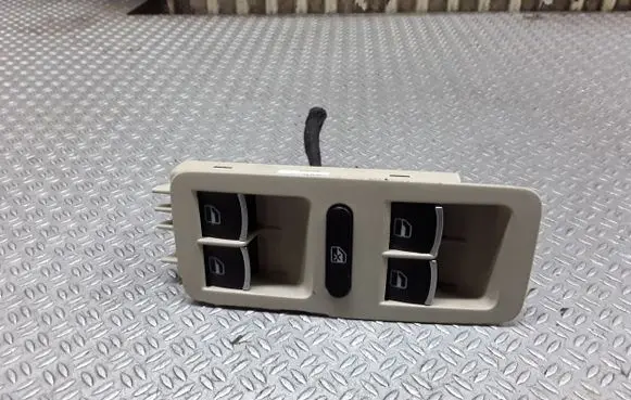 Volkswagen PASSAT B7 USA Electric window control switch 561867375